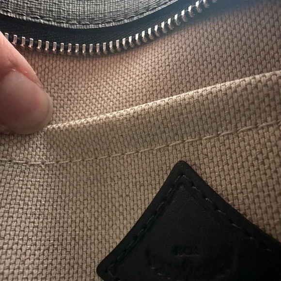 MCM  *NEW WITH TAGS *Himmel Tote Bag In Natural-Tone Soft Nappa - Picture 9 of 14